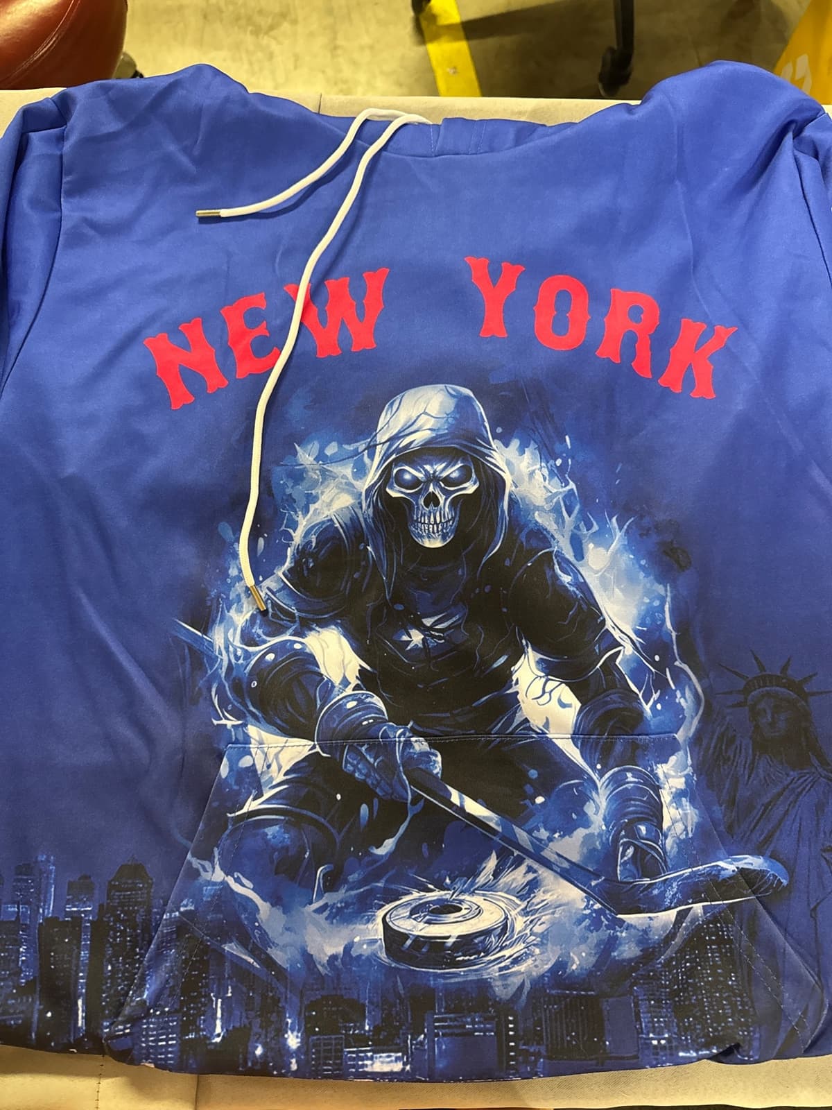 Men’s Halloween Hoodie (XL)