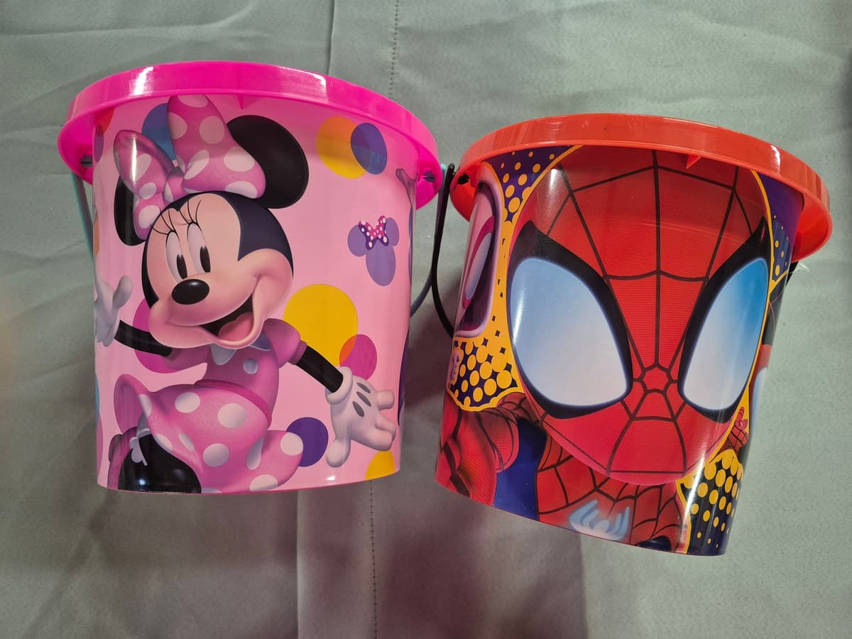 Kid's Beach Pails (Spiderman & Minnie Mouse)