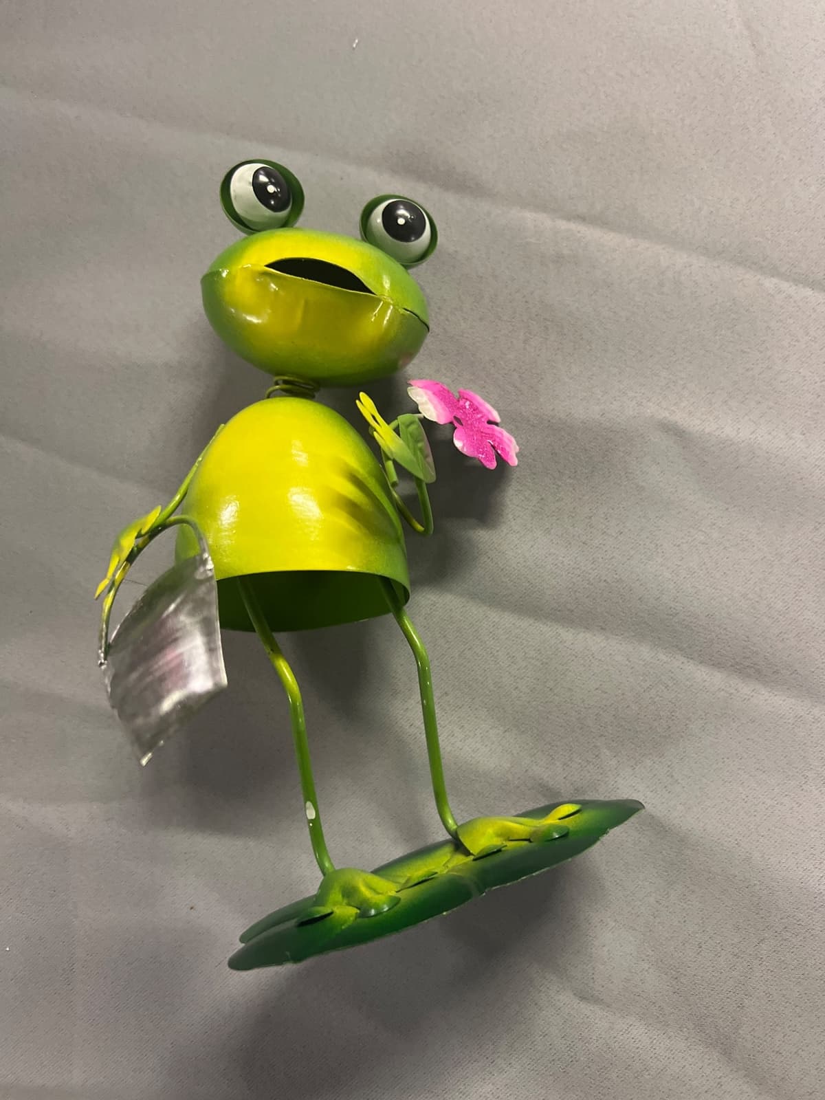 6 Inch Lawn Frog
